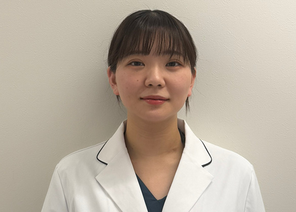 歯科医師 佐藤 佑香